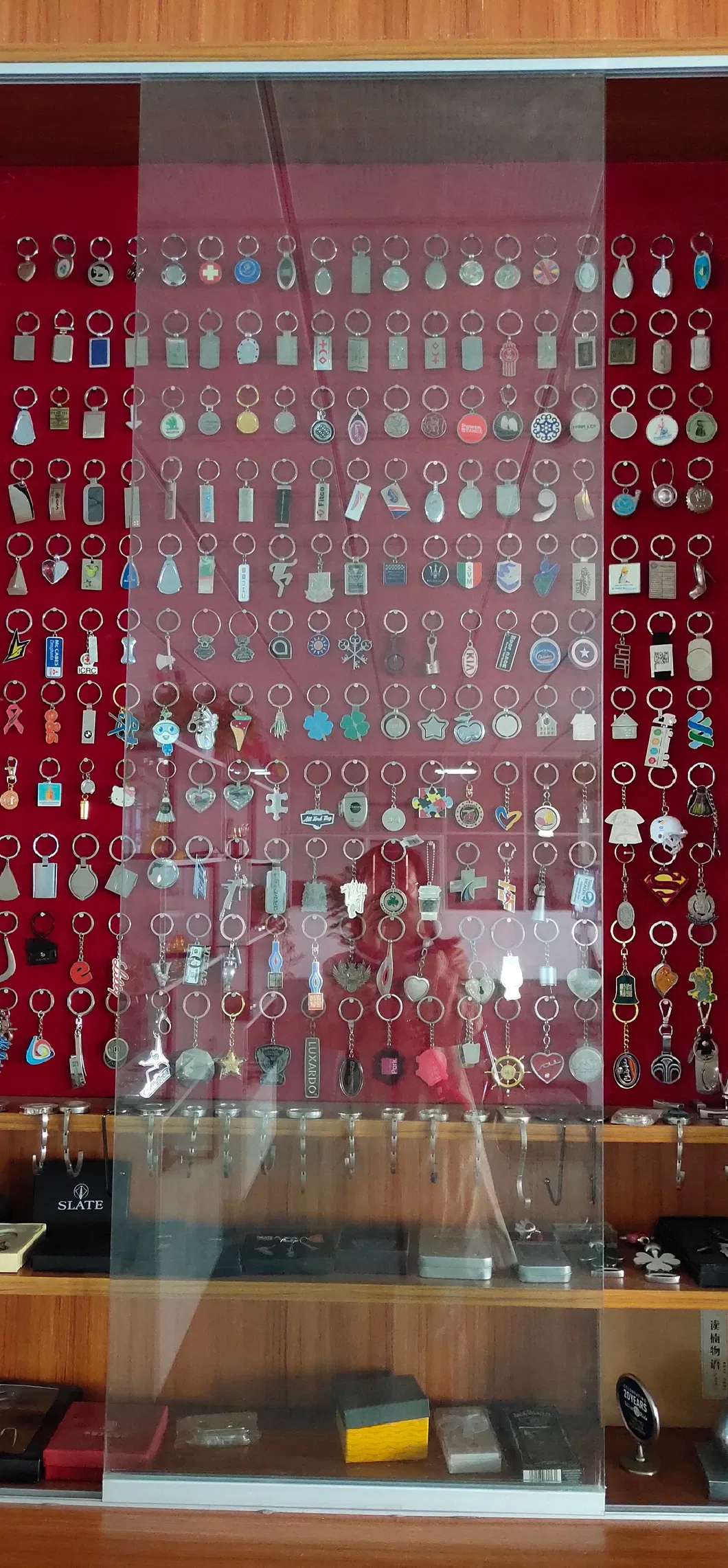 3D Wooden Coffin Shape Funeral Memorial Souvenir Casket Keychain