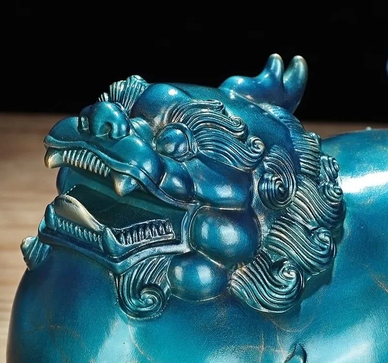 Chinese Ancient Beast Flying Pixiu Ornaments Copper Animal Figurines Fengshui Statue