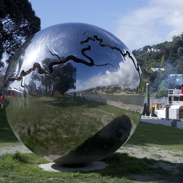 City Square Metal Sculpture Stainless Steel Polished Mirror Ball with Scar Sculpture