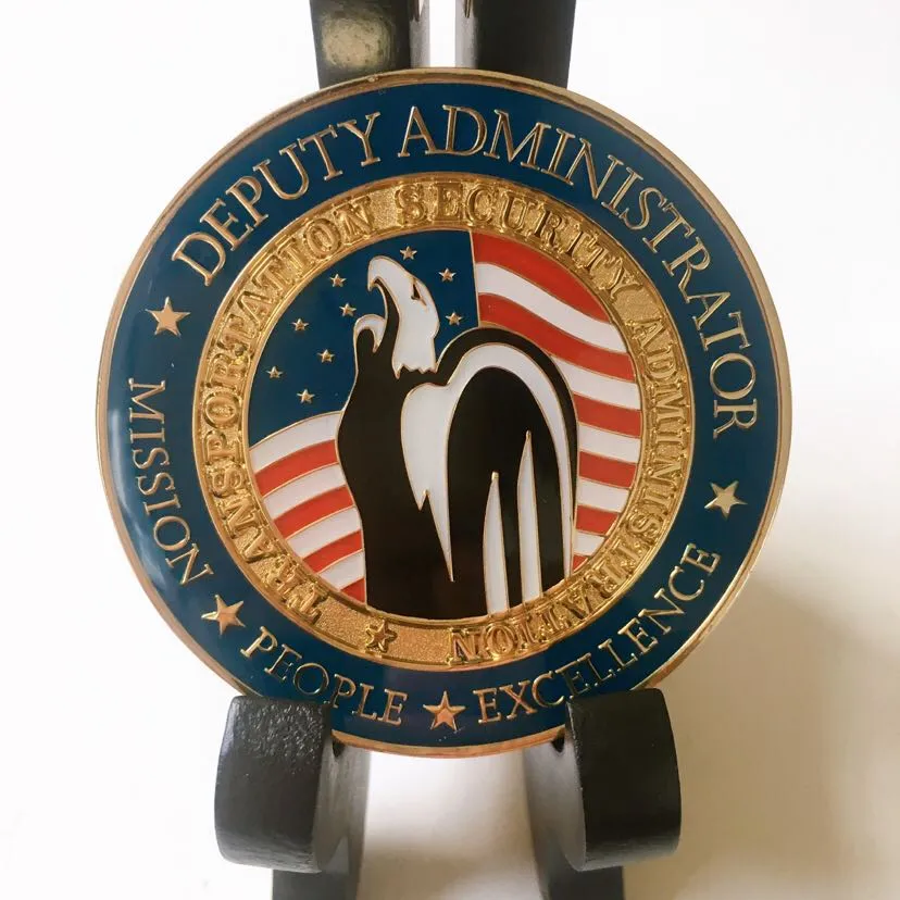 Free Sample Cheap DIY Custom 3D Metal Craft Enamel Armor God Souvenir Spinning Spinner Nypd Seal Us Army Navy Chief Cia Security Police Military Challenge Coin