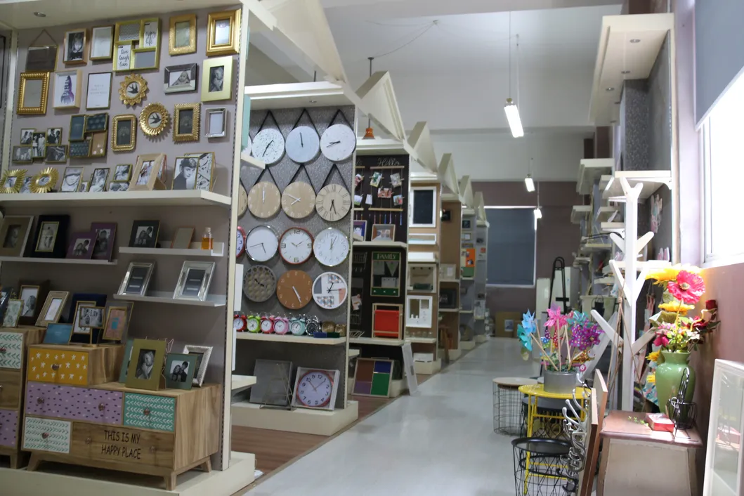 Hexagonal Wire Mirror 44X50.5X3cm Metal Wall Mirror, Wall Mirror,Home Decor Craft,Home Decoration,Home Decor,Metal Art,Metal Decoration,Wall Art,Wall Decor