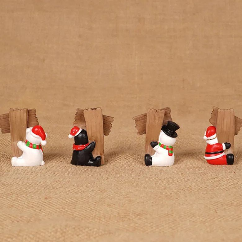 Hot-Selling Custom Xmas Gifts Resin Christmas Figurines with Welcome Board