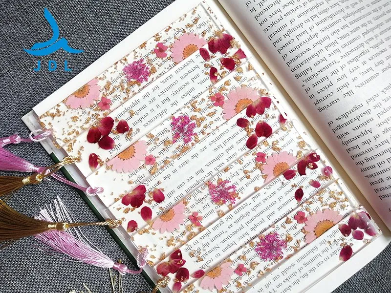 Hot Selling New Special Custom Office Supply Acrylic Book Mark for Christmas Gift