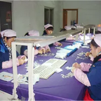 Manufacturers Custom Metal Crafts Poppies and National Flag Imitation Enamel Badge Metal Commemorative Badge