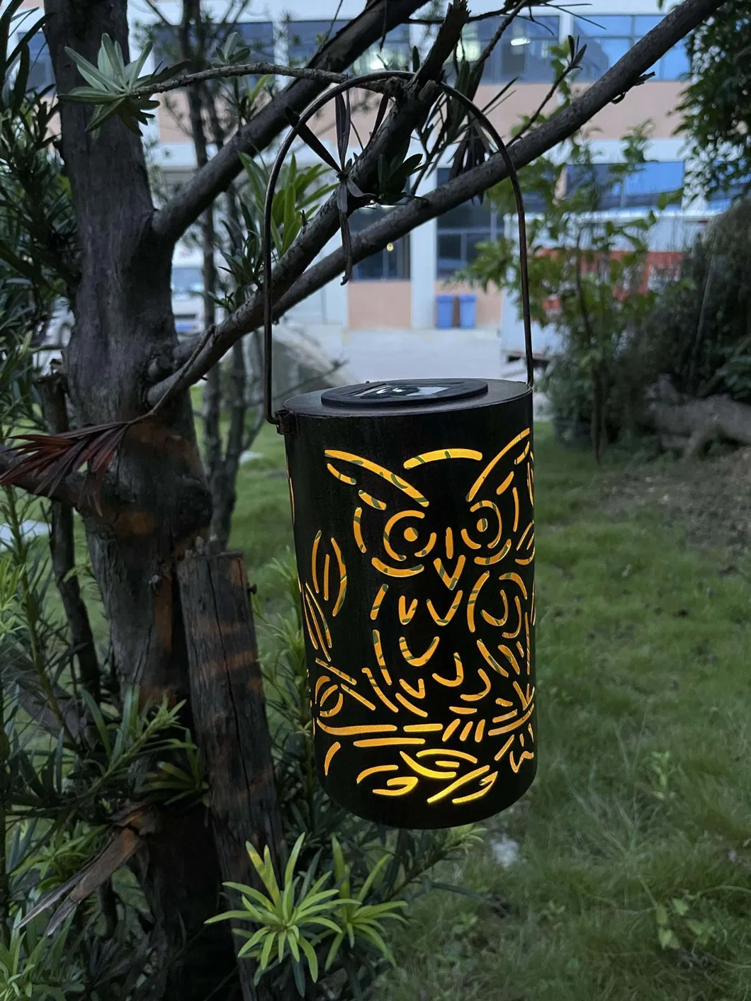 Metal Lantern Decoration with LED Solar Light Garden Solar Lights