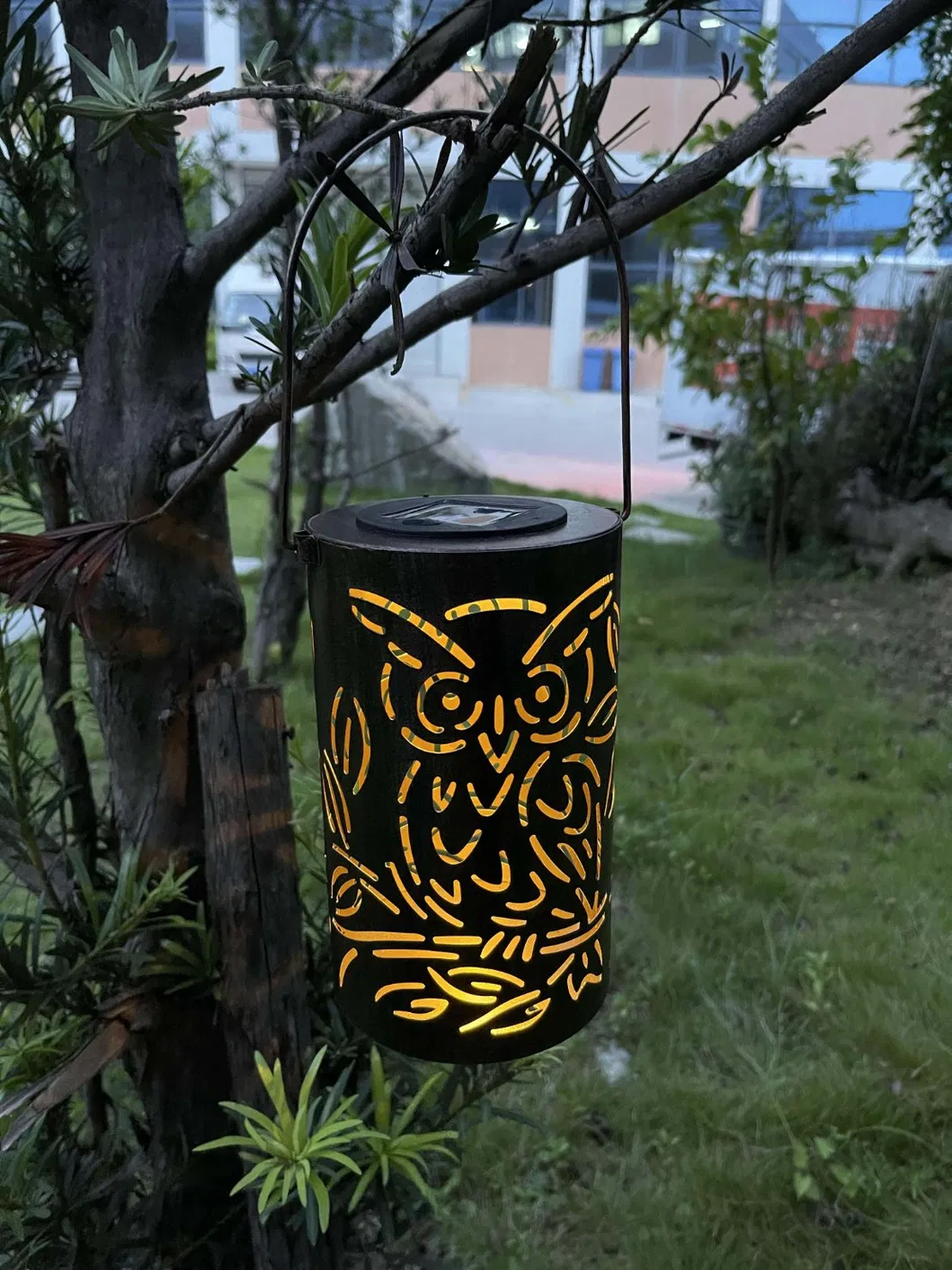 Metal Lantern Decoration with LED Solar Light Garden Solar Lights