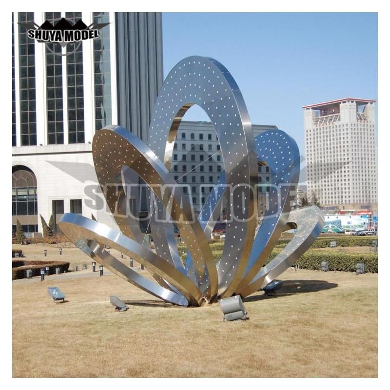 Mirror Polished Decoration Man Push Ball Round Stainless Steel Sphere Sculpture