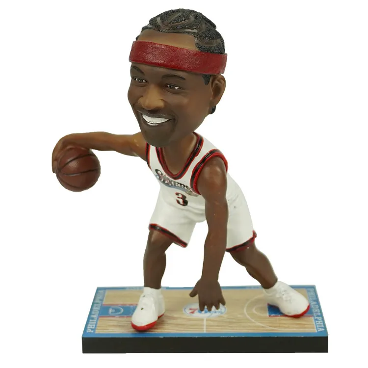 New Arrive Famous People Cabeza De Bobble NBA Baller Superstar Allen Iverson Action Figure Bobble Head on Wooden Court