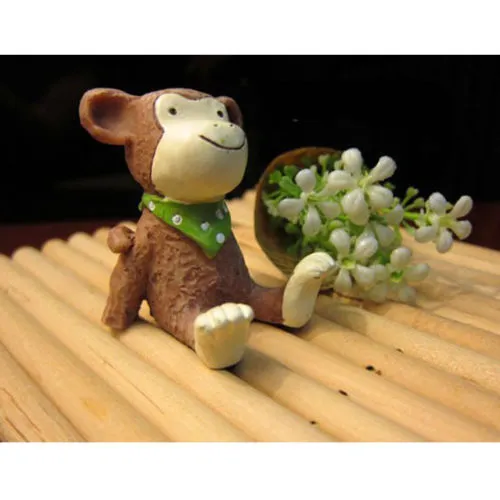 Novelty Resin Mini Animal Figurines Figure Japan Cartoon Animals Home Decor Gift