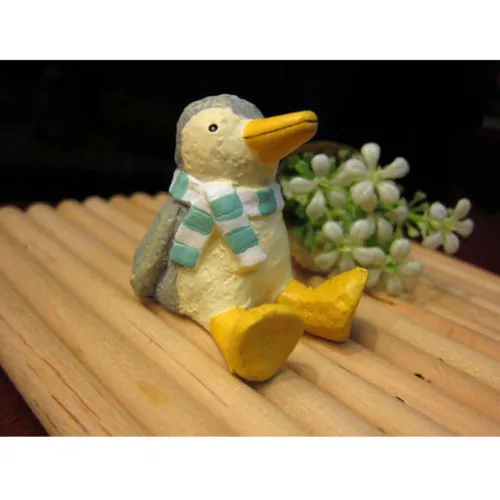 Novelty Resin Mini Animal Figurines Figure Japan Cartoon Animals Home Decor Gift