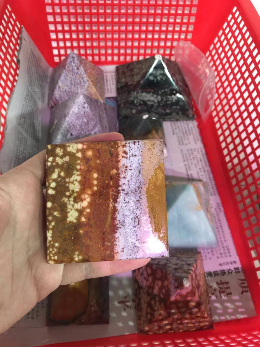 Ocean Jasper Pyramid Crystal Decoration Donghai Crystal