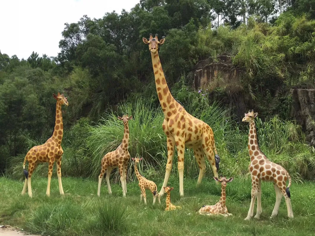 OEM Design Customizing Size 6FT Animal Props Sculpture Statue for Kids Garden Park