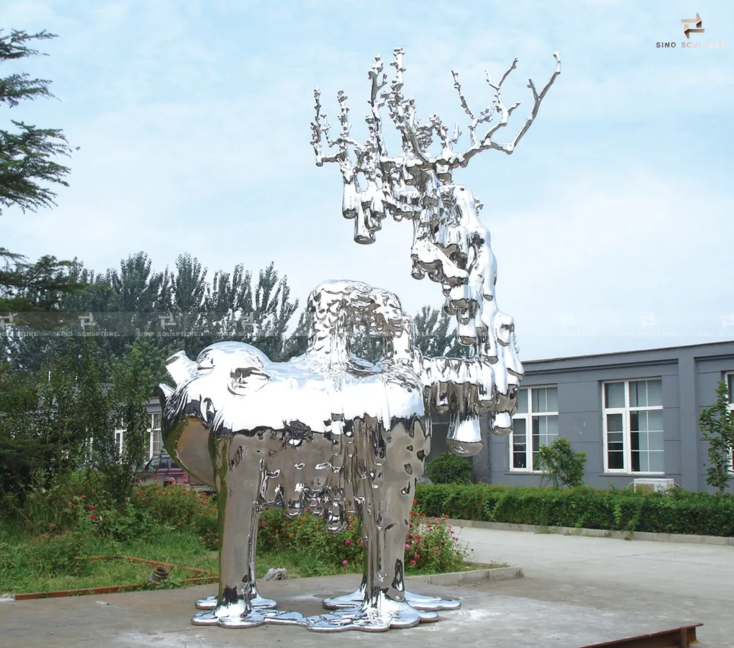 Popular Seamless Mirror Polished Stainless Steel Sculpture