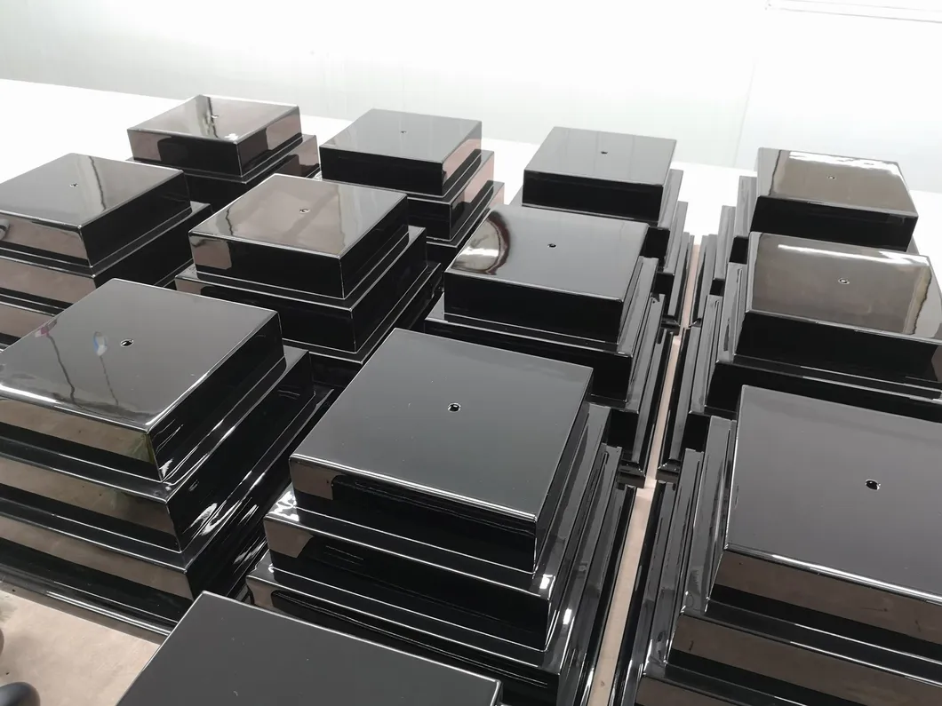 Round Rosewood Piano Finish Wooden Standing Plaque