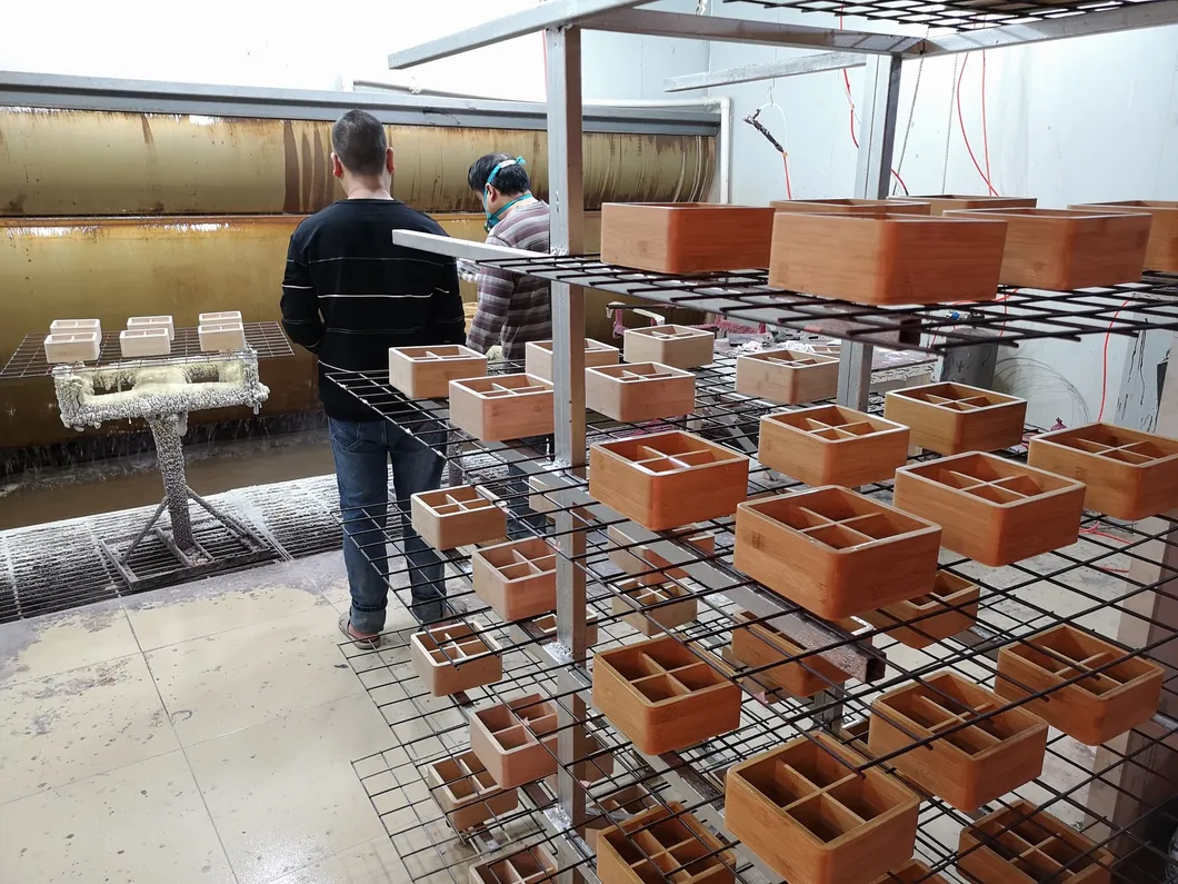 Round Rosewood Piano Finish Wooden Standing Plaque