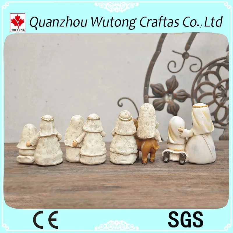 Wholesale Resin Christmas Crafts Holiday Gifts Resin Cute Manger Figurine Table Decoration